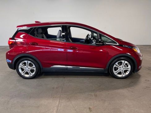 Used 2021 Chevrolet Bolt LT image 2