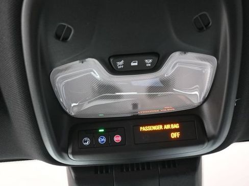 Used 2026 GMC Canyon Elevation RWD image 27
