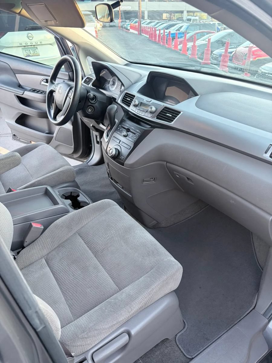 Used 2013 Honda Odyssey EX image 13