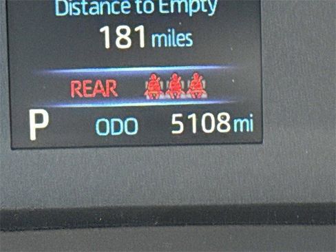 Used 2023 Toyota Corolla LE image 28