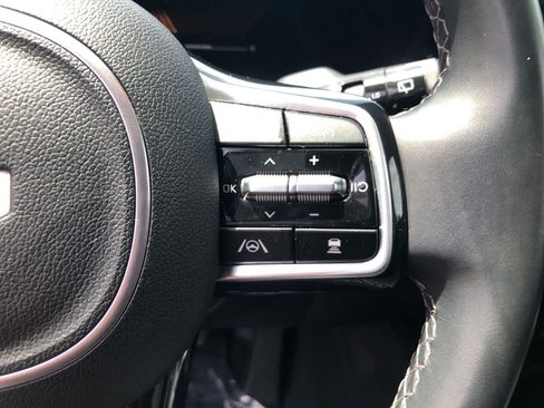 Used 2024 Kia Sorento S AWD/4WD image 8