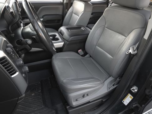 Used 2018 Chevrolet Silverado 1500 LTZ Z71 w/ LTZ Plus Package image 10