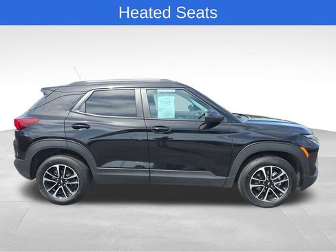 Used 2025 Chevrolet TrailBlazer LT AWD/4WD image 7