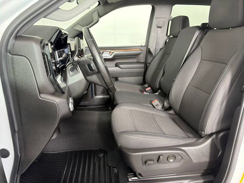 Used 2024 GMC Sierra 1500 Elevation w/ X31 Off-Road Package AWD/4WD image 11