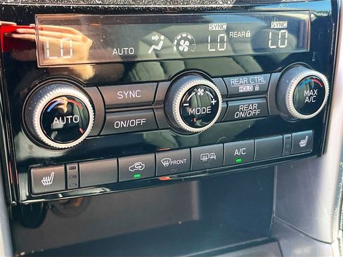 Used 2020 Subaru Ascent Premium w/ Convenience Package image 15