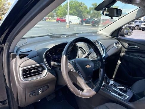 Used 2019 Chevrolet Equinox LT FWD image 10