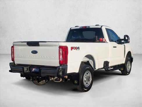 Used 2024 Ford F350 XLT w/ FX4 Off-Road Package image 5