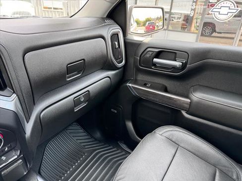 Used 2019 Chevrolet Silverado 1500 LTZ w/ LTZ Premium Package image 15