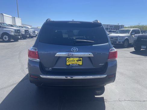 Used 2013 Toyota Highlander Limited AWD/4WD image 7