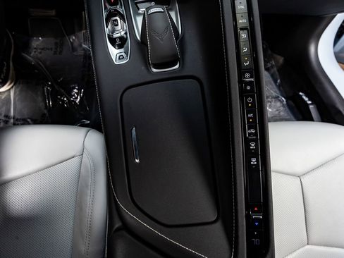 Used 2023 Chevrolet Corvette Stingray Coupe image 22