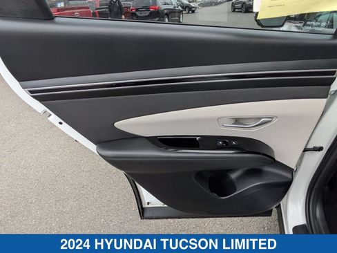 Used 2024 Hyundai Tucson Limited AWD/4WD image 30