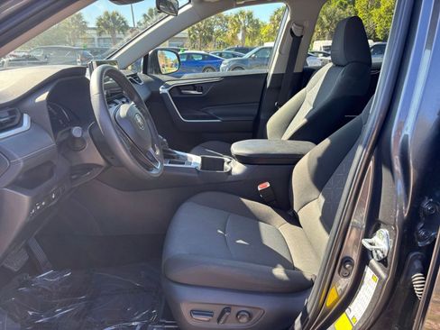 Used 2025 Toyota RAV4 XLE w/ Weather Package FWD image 28