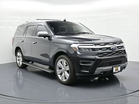 Used 2023 Ford Expedition Platinum AWD/4WD image 4