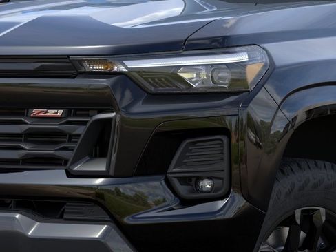 New 2026 Chevrolet Colorado Z71 w/ Midnight Edition AWD/4WD image 10