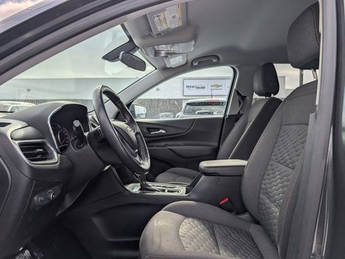 Used 2019 Chevrolet Equinox LT image 8