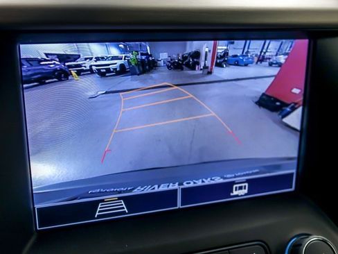 Used 2023 GMC Acadia SLE w/ Driver Convenience Package image 19