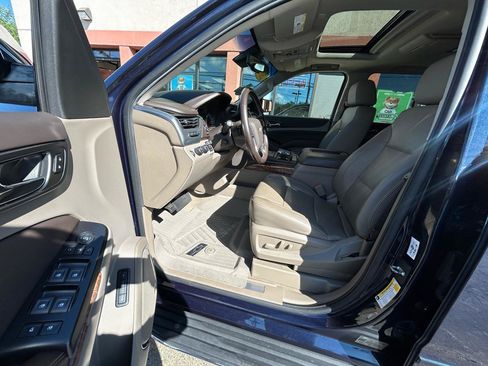 Used 2019 Chevrolet Tahoe Premier AWD/4WD image 10