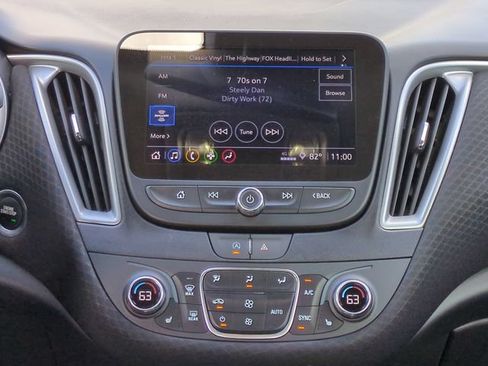 Used 2024 Chevrolet Malibu LT FWD image 19