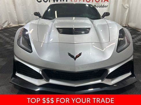 Used 2017 Chevrolet Corvette Z06 image 2