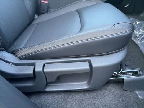 New 2026 Nissan Pathfinder SL image 22