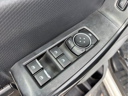 Used 2022 Ford F150 XL w/ Equipment Group 101A High RWD image 17