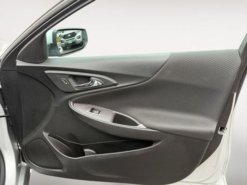 Used 2022 Chevrolet Malibu LT FWD image 25
