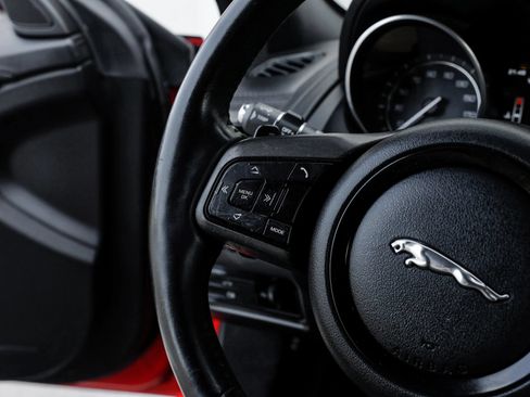 Used 2014 Jaguar F-TYPE Convertible RWD image 19