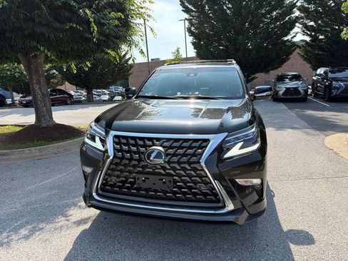 Used 2023 Lexus GX 460 Luxury w/ Sport Design Package AWD/4WD image 3