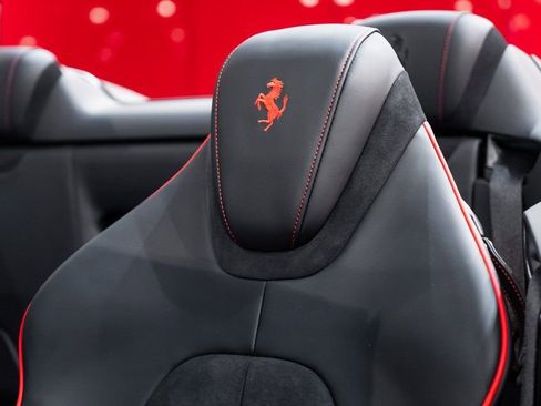 Used 2025 Ferrari Roma Spider image 6