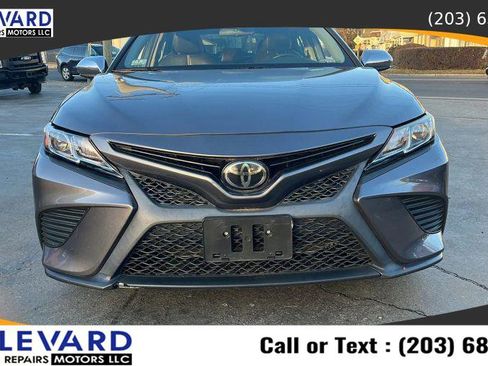 Used 2019 Toyota Camry SE image 11