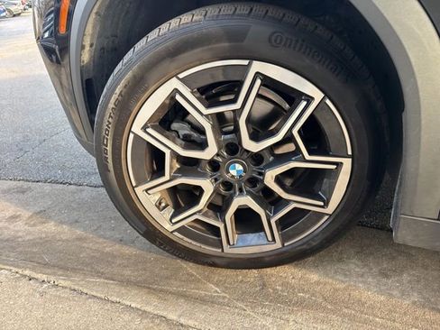 Used 2025 BMW X2 xDrive28i AWD/4WD image 10