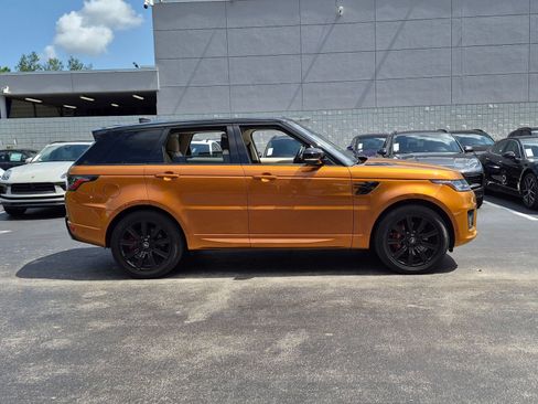 Used 2019 Land Rover Range Rover Sport Supercharged AWD/4WD image 7