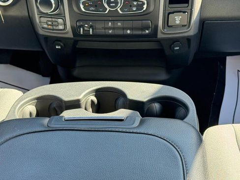 Used 2021 RAM 1500 Tradesman w/ Tradesman SXT Package AWD/4WD image 14