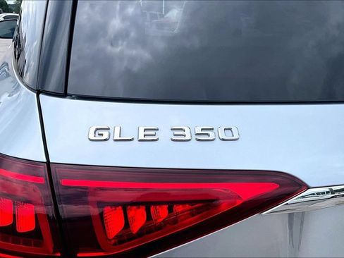 Used 2022 Mercedes-Benz GLE 350 image 8