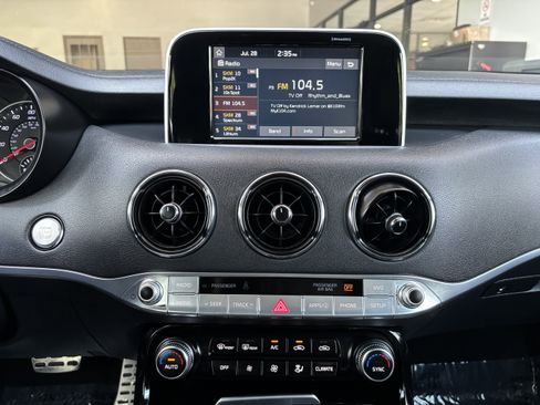 Used 2021 Kia Stinger GT-Line image 20