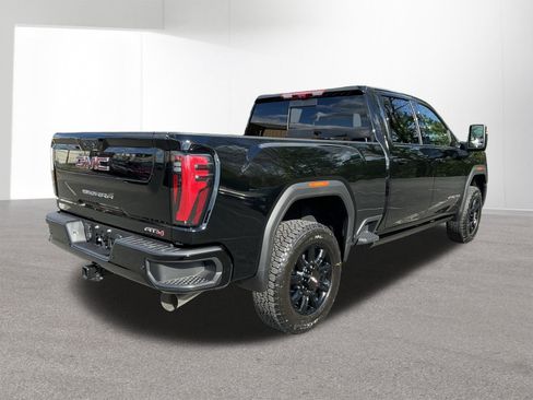 New 2026 GMC Sierra 2500 AT4 w/ AT4 Premium Plus Package AWD/4WD image 7