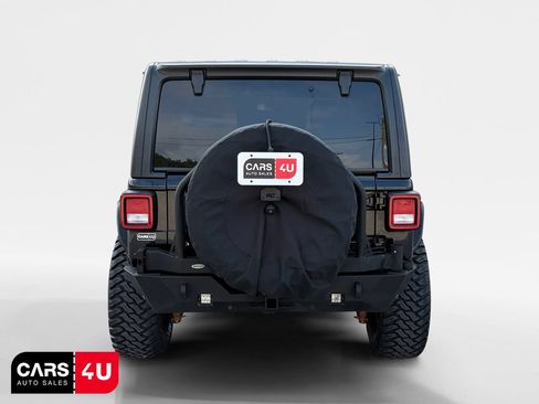 Used 2018 Jeep Wrangler Unlimited Rubicon AWD/4WD image 6
