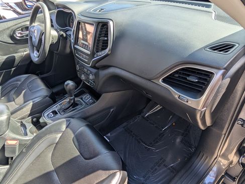 Used 2022 Jeep Cherokee Latitude Lux image 12