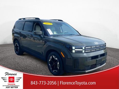 Used 2025 Hyundai Santa Fe SEL w/ Tow & Go Package image 1