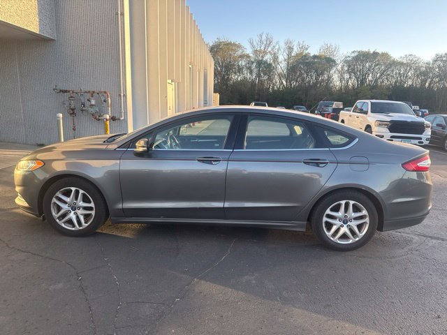 Used 2014 Ford Fusion SE FWD image 6