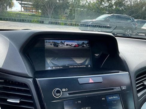 Used 2020 Acura ILX w/ Premium Package image 26