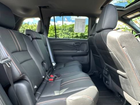 Used 2023 Honda Passport TrailSport image 33