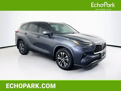 Used 2021 Toyota Highlander XLE