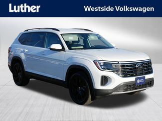 Certified 2025 Volkswagen Atlas SE w/ Black Wheel Package video 1