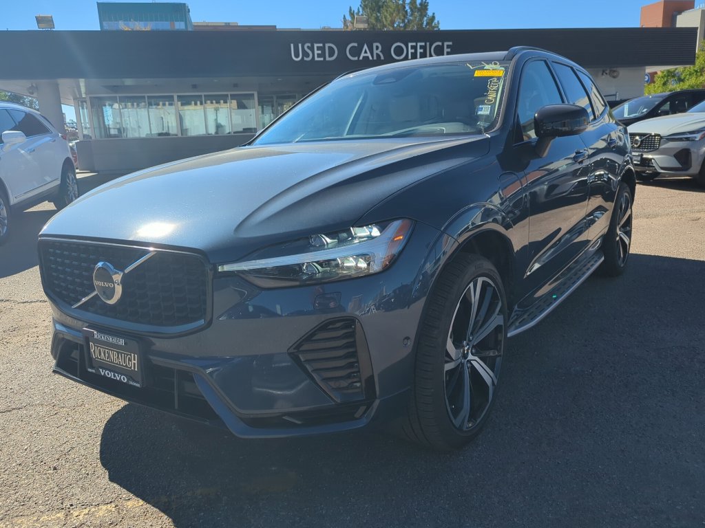 Used 2024 Volvo XC60 T8 Ultimate w/ Protection Package Premier AWD/4WD image 3