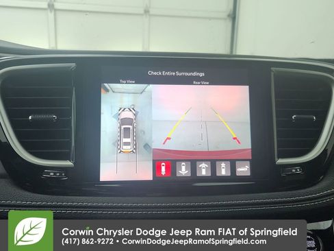 Certified 2026 Chrysler Pacifica Select image 25