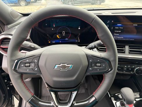 New 2026 Chevrolet Trax RS FWD image 21