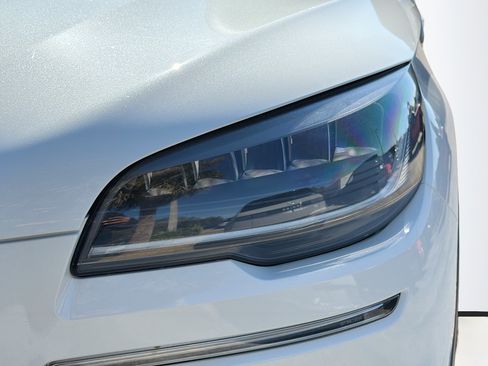 Used 2022 Lincoln Aviator Reserve w/ Elements Package Plus image 9