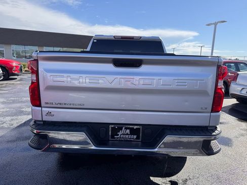 Used 2020 Chevrolet Silverado 1500 LT image 4