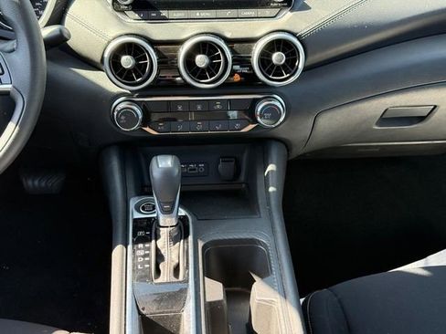 Used 2025 Nissan Sentra SV FWD image 13